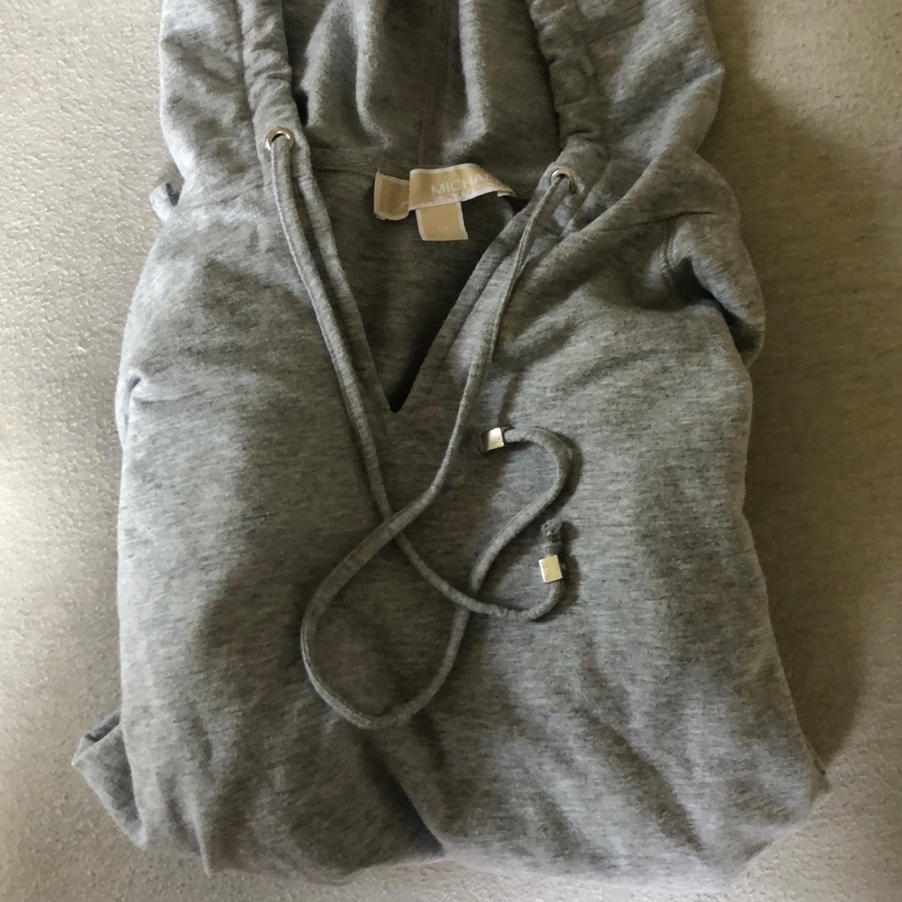 Micheal Kohs Grey sweatshirt w adjustable sides